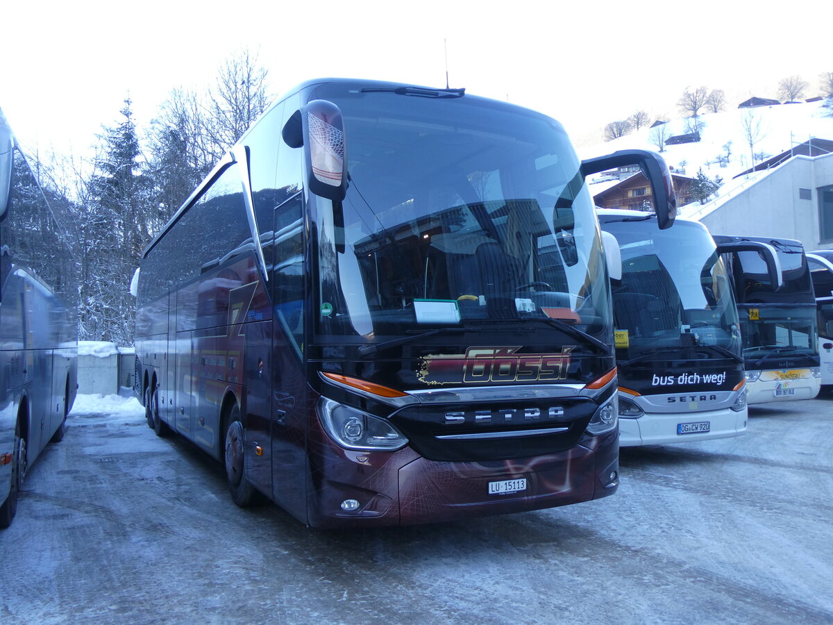 (271'242) - G�ssi, Horw - LU 15'113 - Setra am 18. Januar 2025 in Grindelwald, Terminal
