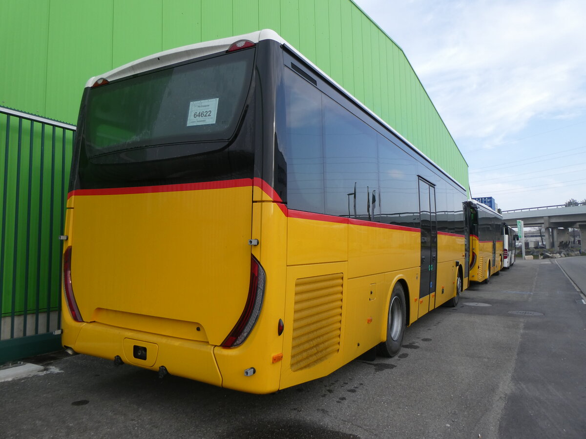 (271'741) - Ev�quoz, Erde - PID 12'233 - Iveco am 8. Februar 2025 in Kerzers, Interbus