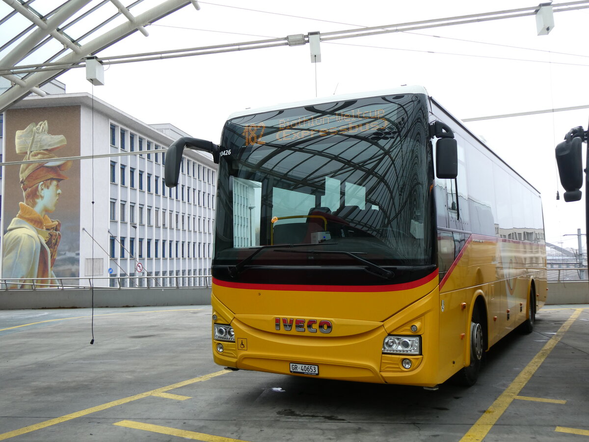 (271'947) - PostAuto Graub�nden - GR 40'653/PID 10'426 - Iveco am 14. Februar 2025 in Chur, Postautostation