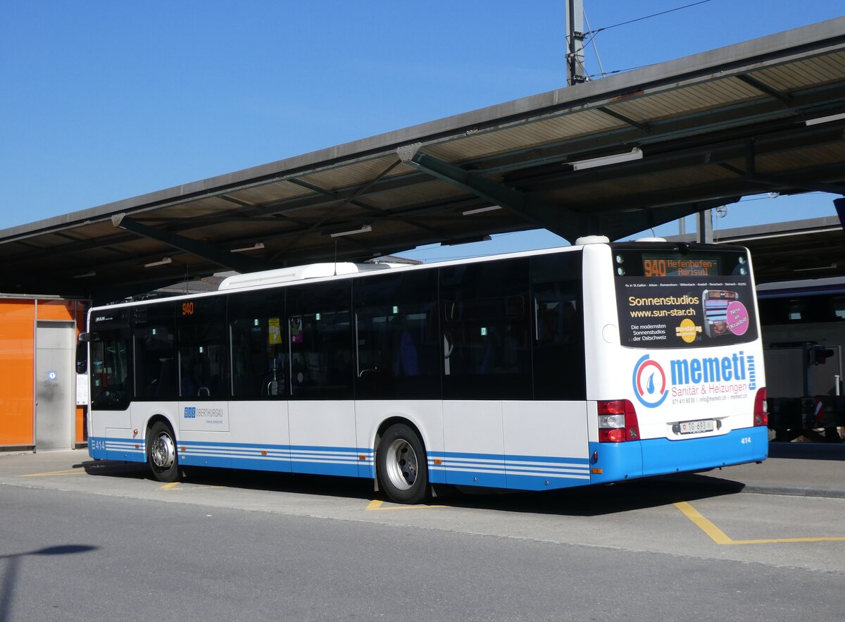 (272'644) - BOTG Amriswil - Nr. 414/TG 693 - MAN am 4. M�rz 2025 beim Bahnhof Romanshorn