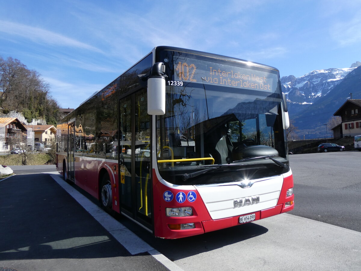 (272'670) - PostAuto Bern - BE 654'090/PID 12'339 - MAN (ex Dr. Richard, A-Wien Nr. 1419) am 7. M�rz 2025 in Ringgenberg, S�ge