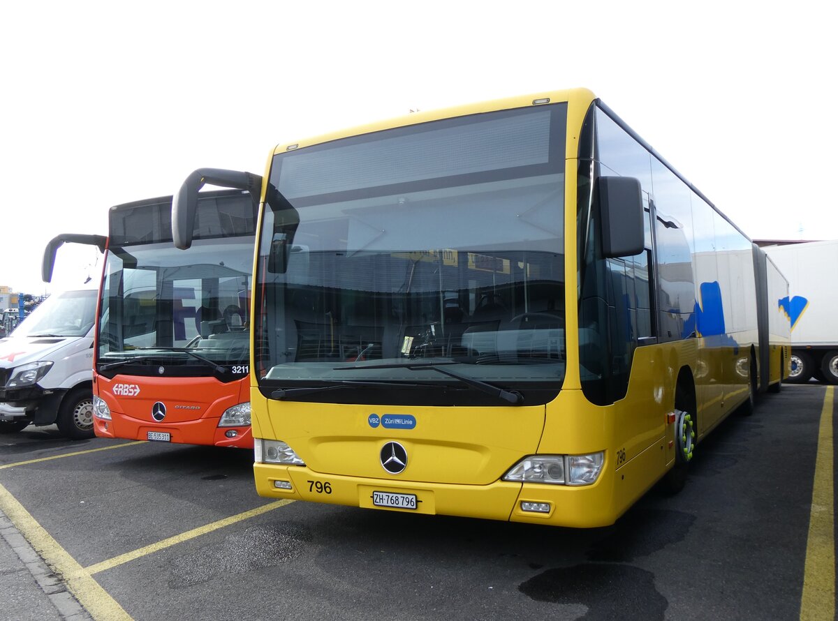 (272'711) - VBZ Z�rich - Nr. 796/ZH 768'796 - Mercedes (ex AAGL Liestal Nr. 93) am 9. M�rz 2025 in Kerzers, Interbus
