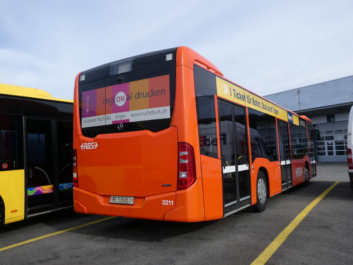 (272'730) - RBS Worblaufen - Nr. 3211/BE 535'311 - Mercedes (ex Nr. 11) am 9. M�rz 2025 in Kerzers, Interbus