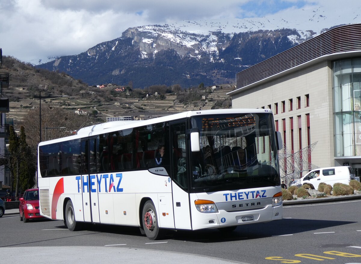 (272'783) - Theytaz, Sion - VS 11'006 - Setra am 11. M�rz 2025 beim Bahnhof Sion