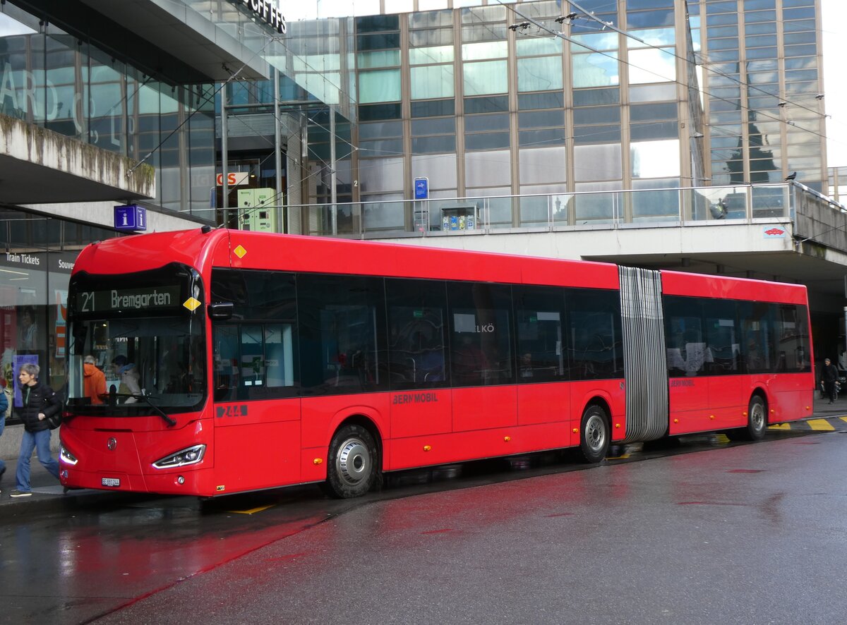 (272'829) - Bernmobil, Bern - Nr. 244/BE 881'244 - eIrizar am 13. M�rz 2025 beim Bahnhof Bern