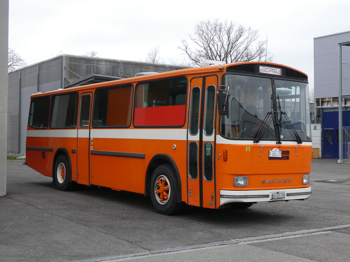 (272'938) - Mangold, Oberengstringen - AG 505'198 - Saurer/Hess (ex RhV Altst�tten Nr. 45) am 15. M�rz 2025 in Derendingen, Enter