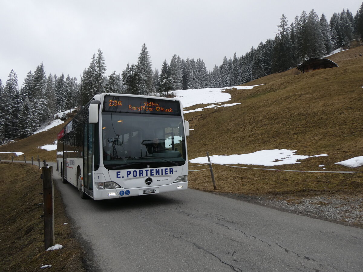 (273'052) - Portenier, Adelboden - Nr. 1/BE 27'928 - Mercedes (ex FRA-Bus, D-Frankfurt) am 17. M�rz 2025 in Adelboden, Bergl�ger