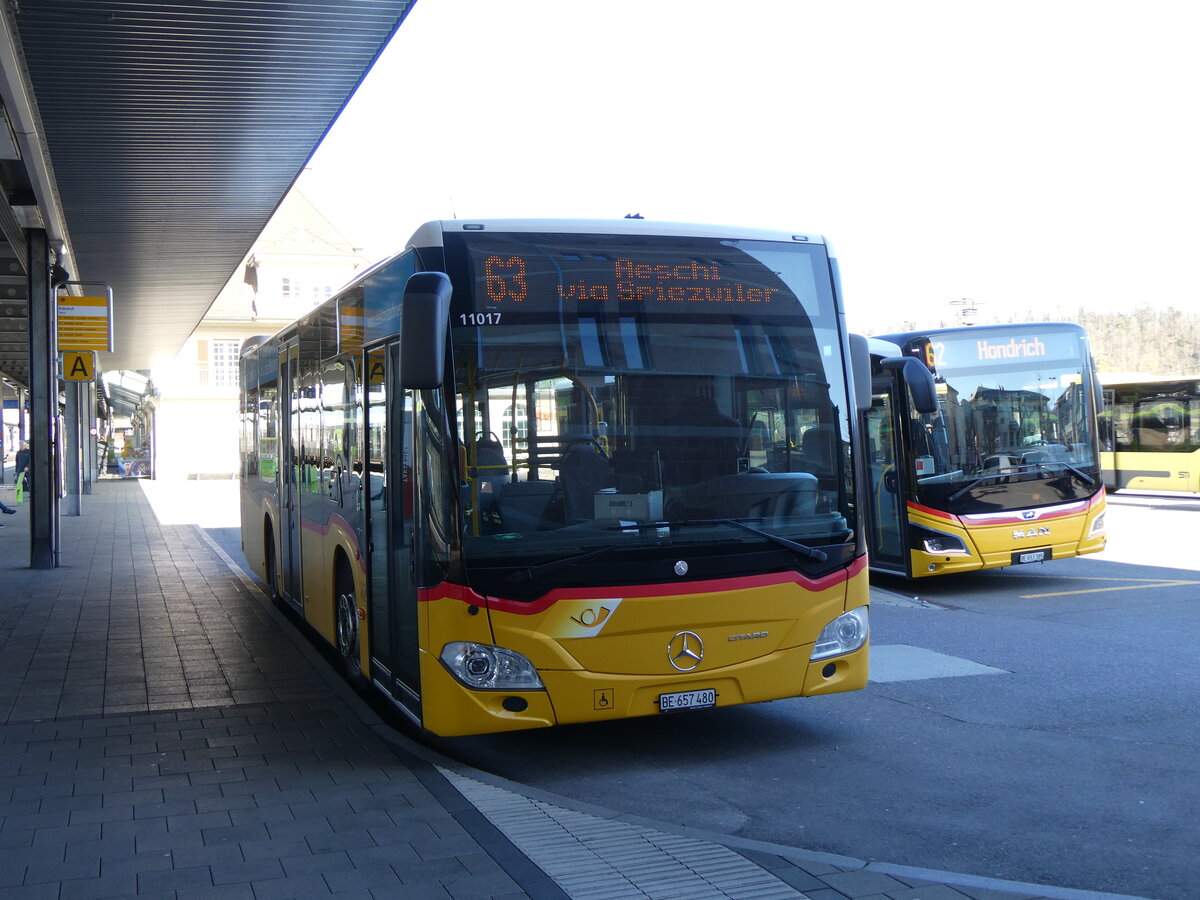(273'082) - PostAuto Bern - BE 657'480/PID 11'017 - Mercedes am 20. M�rz 2025 beim Bahnhof Spiez