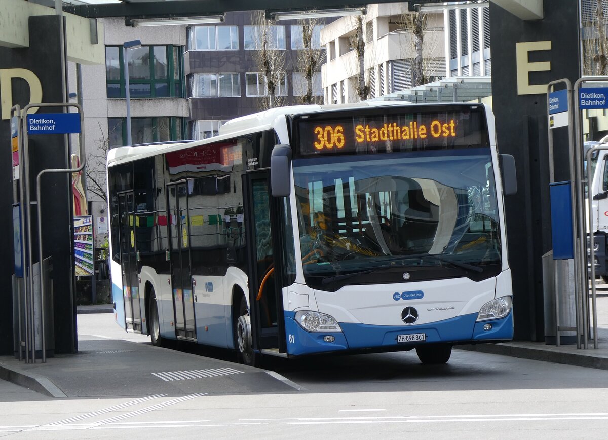 (273'146) - Limmat Bus, Dietikon - Nr. 61/ZH 898'861 - Mercedes am 24. M�rz 2025 beim Bahnhof Dietikon