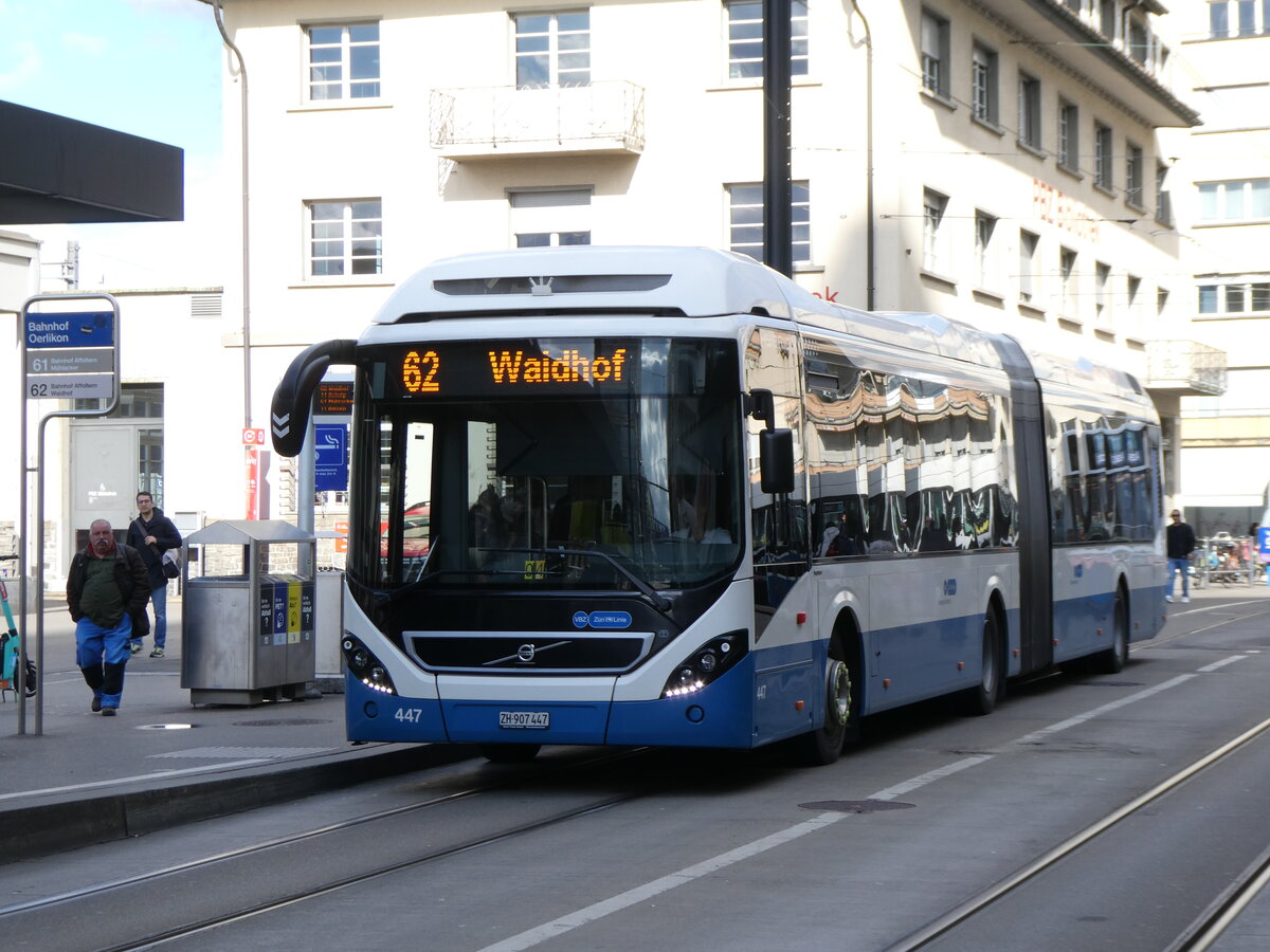 (273'166) - VBZ Z�rich - Nr. 447/ZH 907'447 - Volvo am 24. M�rz 2025 beim Bahnhof Z�rich Oerlikon