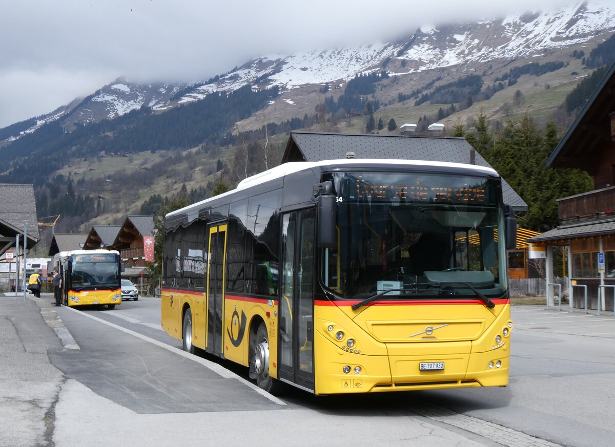 (273'203) - PostAuto Bern - BE 707'930/PID 10'964 - Volvo (ex K�bli, Gstaad) am 27. M�rz 2025 beim Bahnhof Les Diablerets