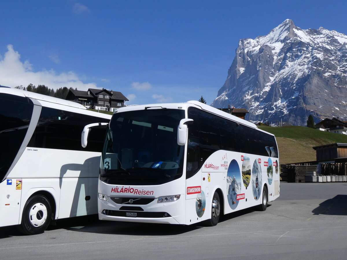 (273'294) - Hil�rio, Sch�tz - LU 254'804 - Volvo am 28. M�rz 2025 in Grindelwald, Grund