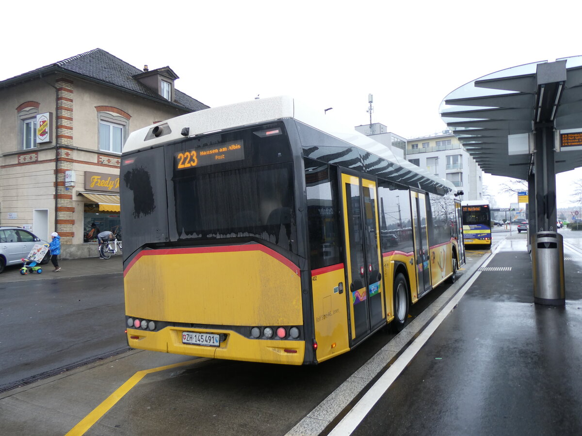 (273'356) - Stutz, Jonen - Nr. 402/ZH 145'491/PID 11'412 - Solaris am 29. M�rz 2025 beim Bahnhof Affoltern