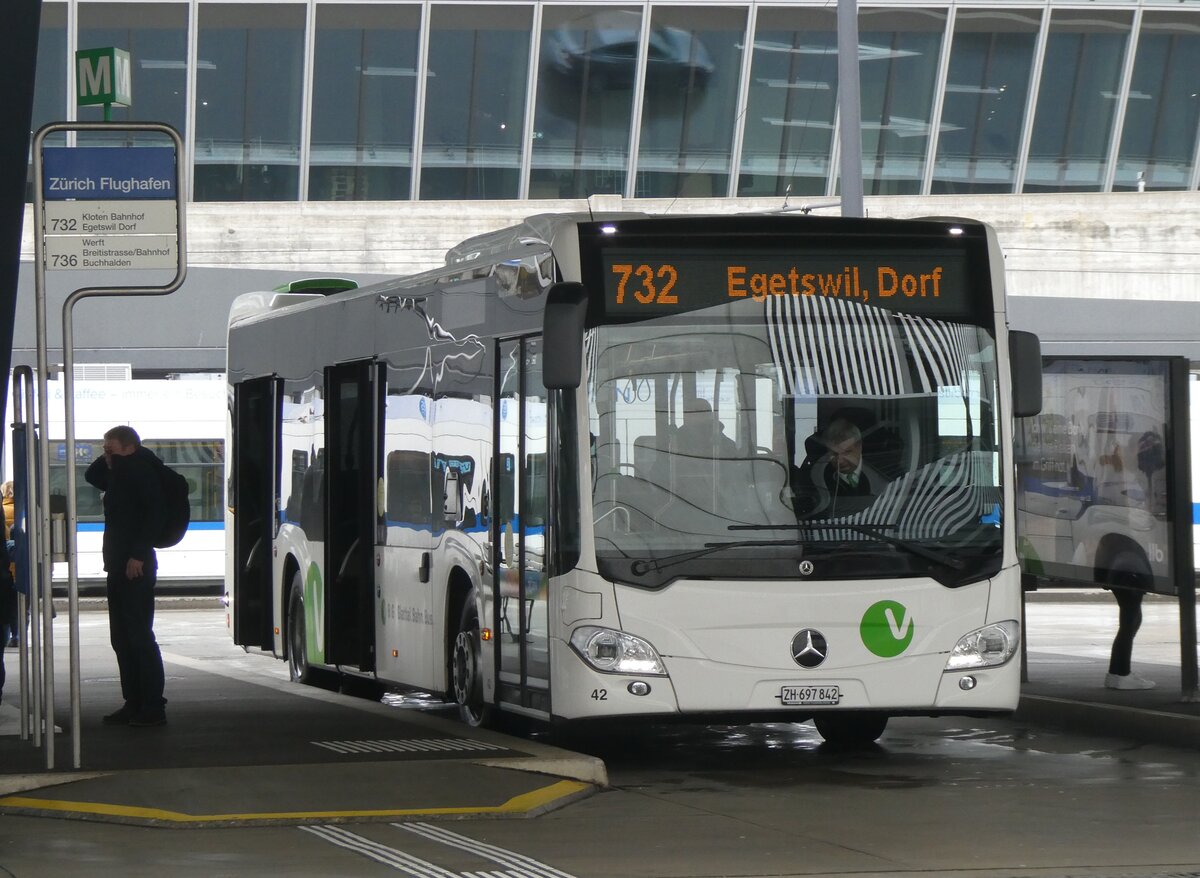 (273'413) - Maag, Kloten - Nr. 42/ZH 697'842 - Mercedes am 29. M�rz 2025 in Z�rich-Flughafen