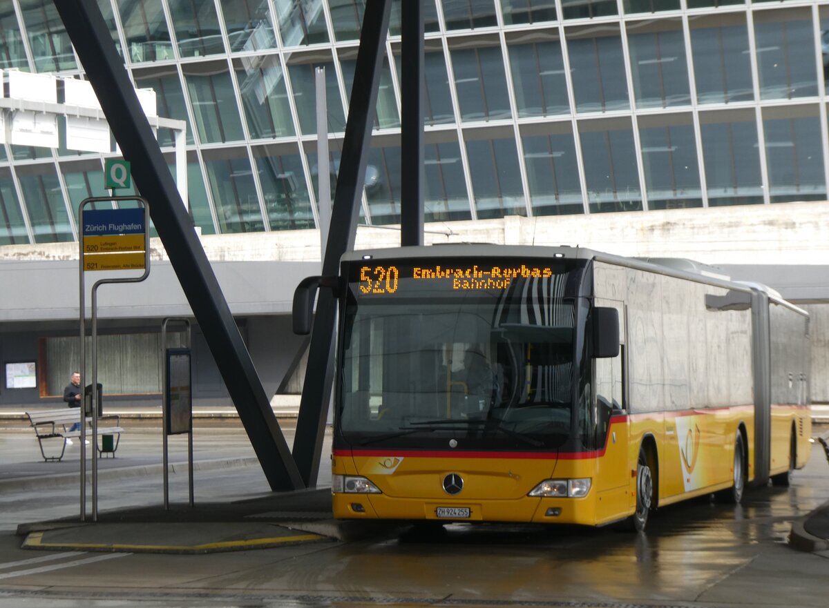 (273'418) - PostAuto Z�rich - Nr. 278/ZH 924'255/PID 5489 - Mercedes (ex Moser, Flaach Nr. 278) am 29. M�rz 2025 in Z�rich-Flughafen