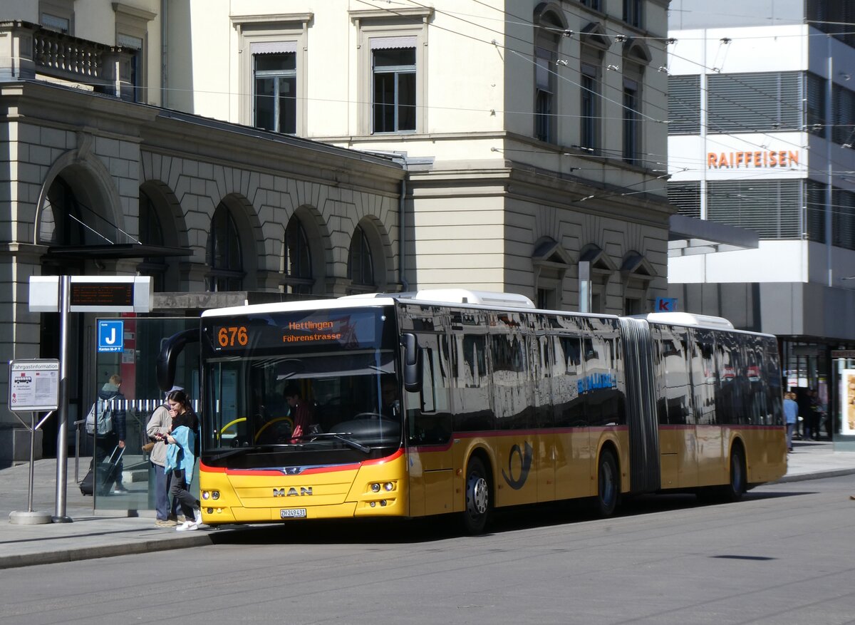 (273'488) - Moser, Flaach - Nr. 360/ZH 249'431/PID 11'107 - MAN am 2. April 2025 beim Hauptbahnhof Winterthur
