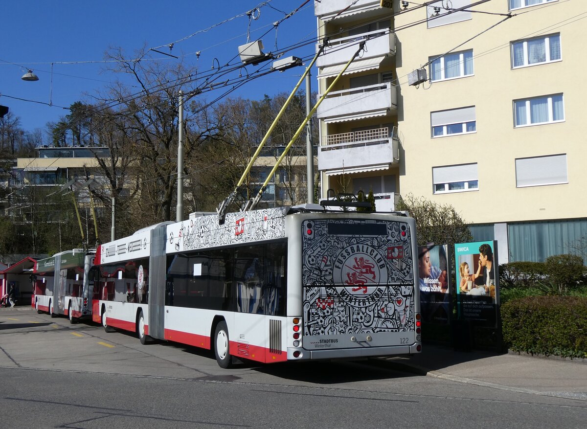 (273'515) - SW Winterthur - Nr. 122 - Hess/Hess Gelenktrolleybus am 2. April 2025 in Winterthur, W�lflingen