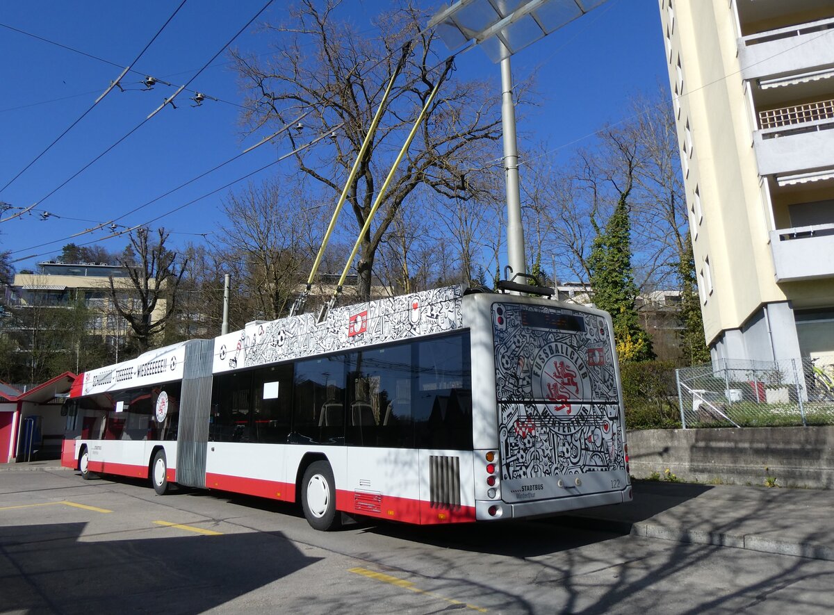 (273'517) - SW Winterthur - Nr. 122 - Hess/Hess Gelenktrolleybus am 2. April 2025 in Winterthur, W�lflingen