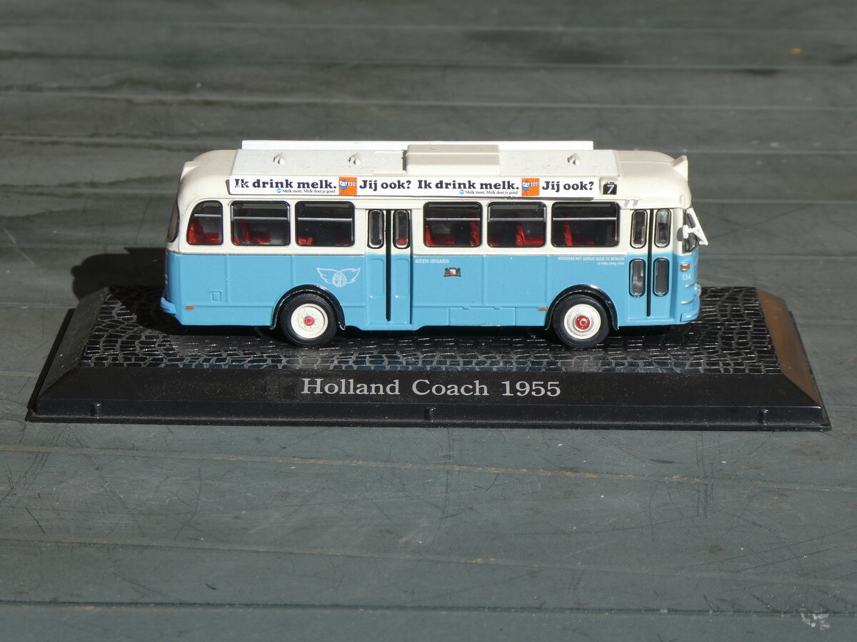 (273'741) - GEVU Utrecht - Nr. 134/PB-40-19 - Holland Coach am 6. April 2025 in Zuidhorn (Modell)