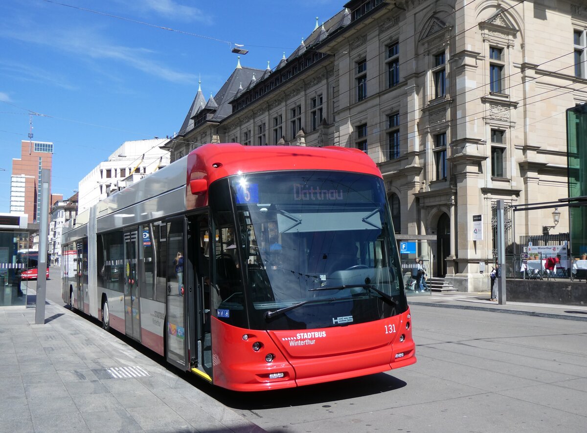 (274'079) - SW Winterthur - Nr. 131 - Hess/Hess Gelenktrolleybus am 19. April 2025 beim Hauptbahnhof Winterthur