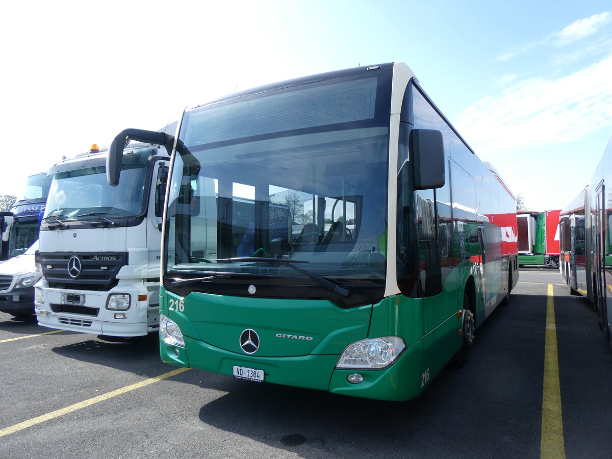 (274'311) - MBC Morges - Nr. 216/VD 1384 - Mercedes am 27. April 2025 in Kerzers, Interbus