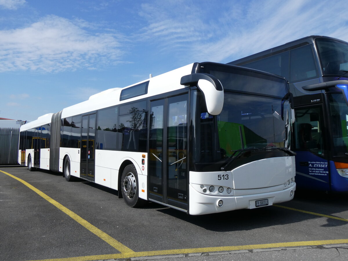 (274'315) - Intertours, Domdidier - Nr. 513/FR 300'513 - Solaris (ex AAGR Rothenburg Nr. 13) am 27. April 2025 in Kerzers, Interbus