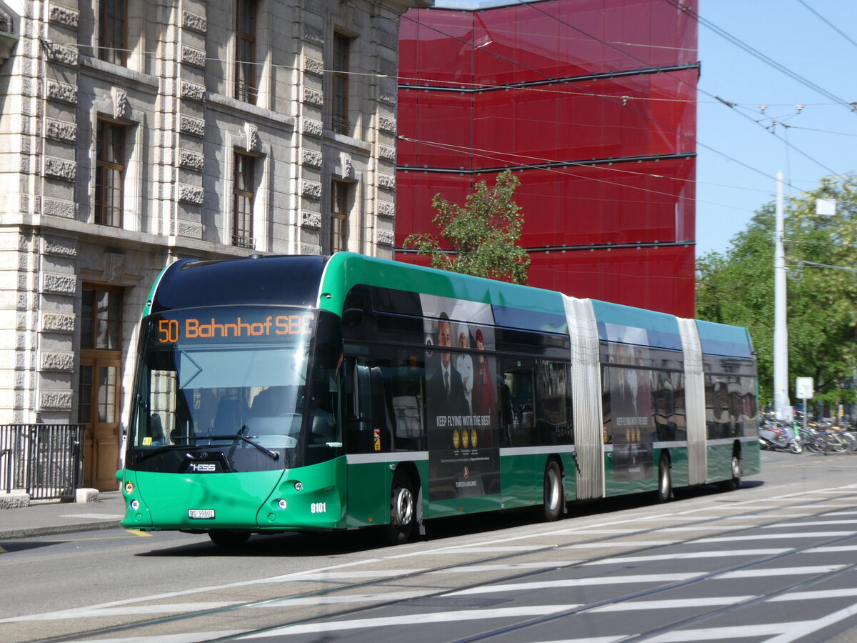 (274'402) - BVB Basel - Nr. 9101/BS 99'801 - eHess am 2. Mai 2025 beim Bahnhof Basel