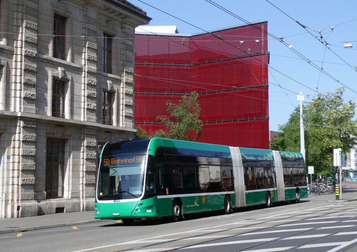 (274'403) - BVB Basel - Nr. 9105/BS 99'805 - eHess am 2. Mai 2025 beim Bahnhof Basel
