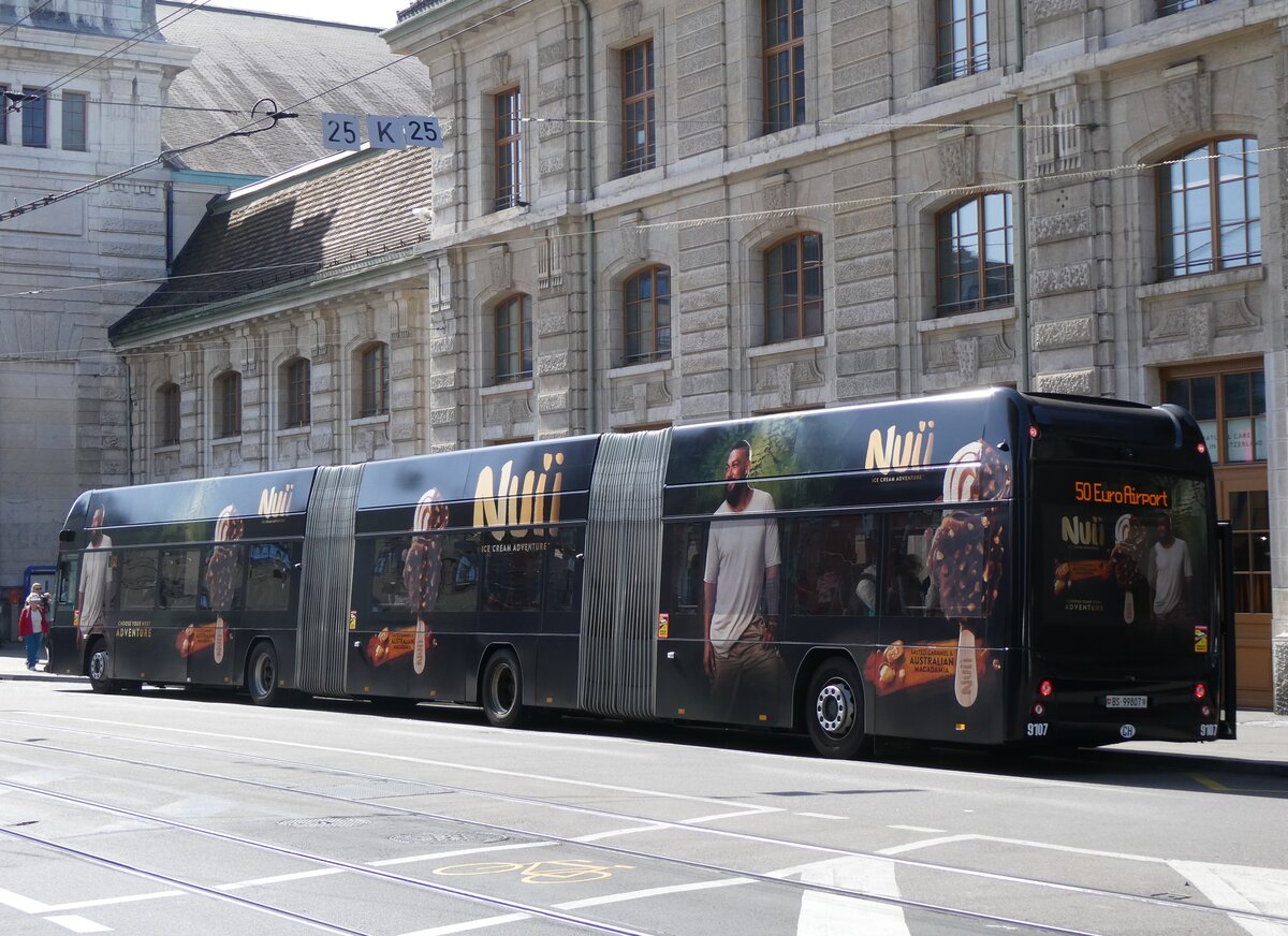 (274'412) - BVB Basel - Nr. 9107/BS 99'807 - eHess am 2. Mai 2025 beim Bahnhof Basel