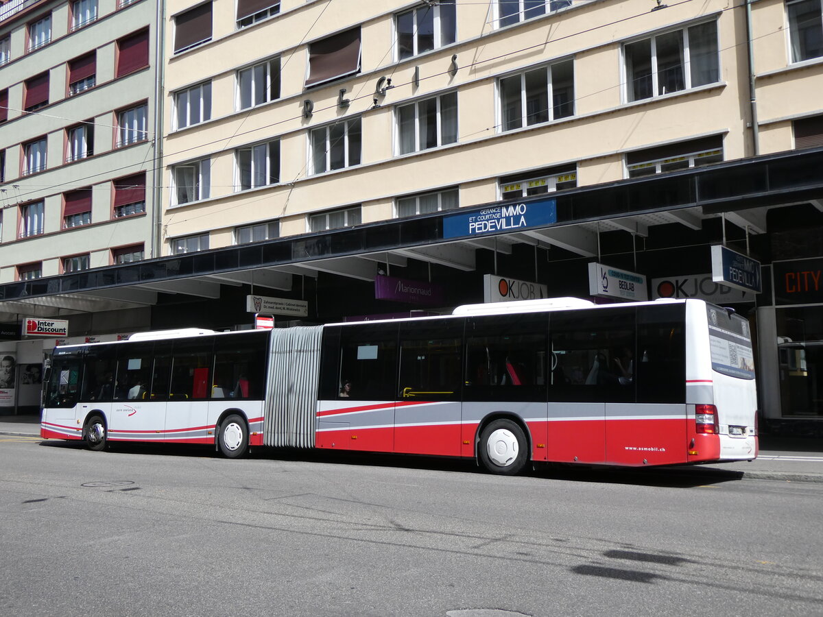 (274'492) - ASm Langenthal - Nr. 38/BE 18'402 - MAN (ex AVA Biel Nr. 7/PID 10'539) am 2. Mai 2025 beim Bahnhof Biel