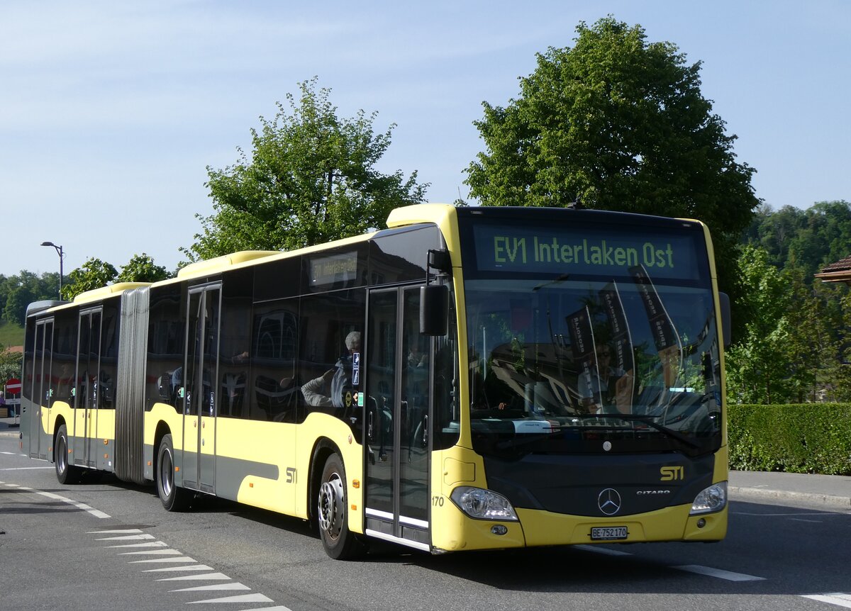 (274'511) - STI Thun - Nr. 170/BE 752'170 - Mercedes am 2. Mai 2025 beim Bahnhof Spiez