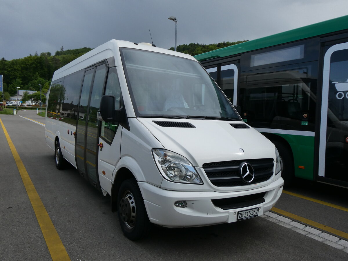 (274'600) - AZZK Zollikon - Nr. 62/ZH 315'262 - Mercedes am 3. Mai 2025 in Winterthur, Daimler Buses