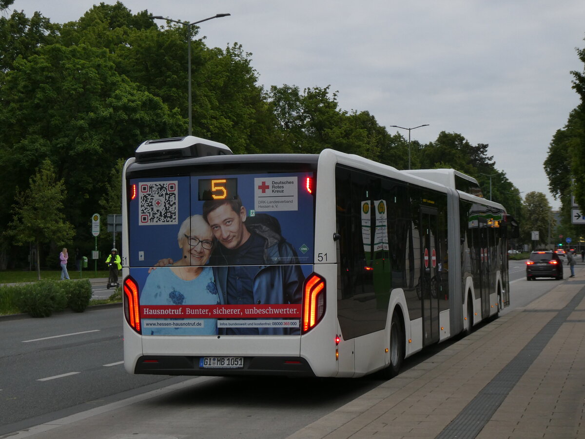 (274'855) - SWG Giessen - Nr. 51/GI-MB 1051 - MAN am 7. Mai 2025 in Giessen, Berliner Platz