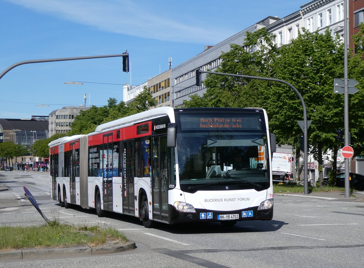 (275'290) - HHA Hamburg - Nr. 4701/HH-YB 4701 - Mercedes am 9. Mai 2025 beim Hauptbahnhof Hamburg