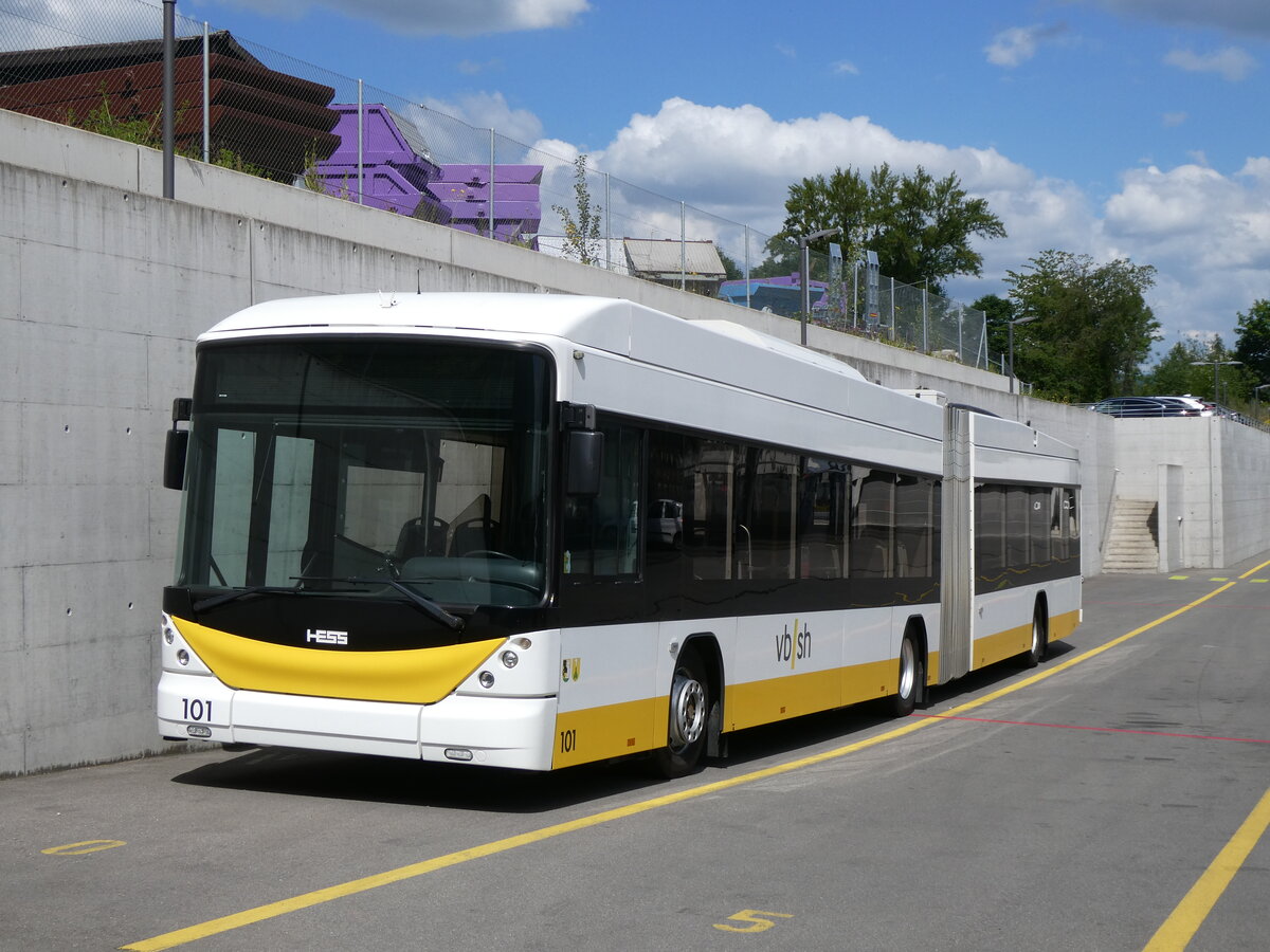 (275'633) - VBSH Schaffhausen - Nr. 101 - Hess/Hess Gelenktrolleybus am 17. Mai 2025 in Schaffhausen, Busdepot
