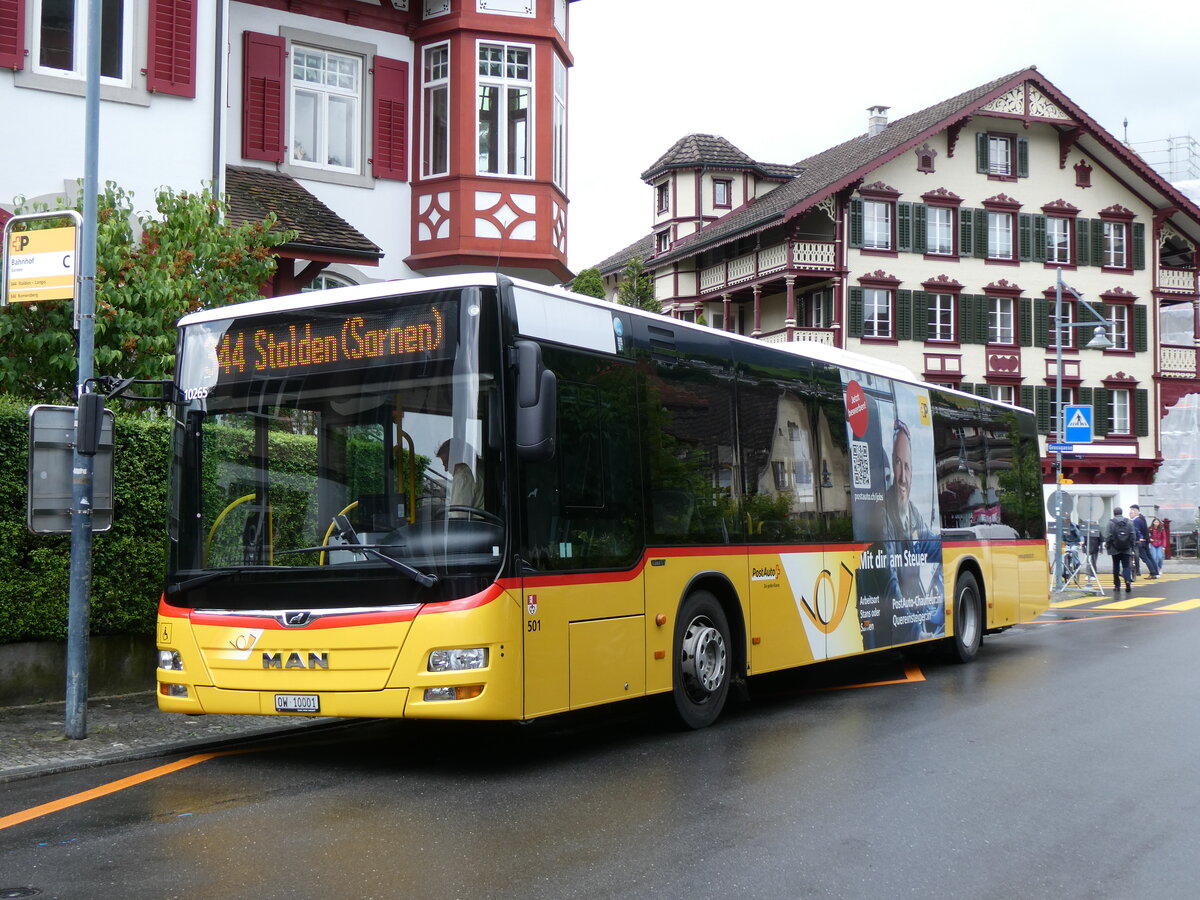 (275'743) - PostAuto Zentralschweiz - Nr. 501/OW 10'001/PID 10'265 - MAN (ex Nr. 9; ex Dillier, Sarnen Nr. 9) am 23. Mai 2025 beim Bahnhof Sarnen