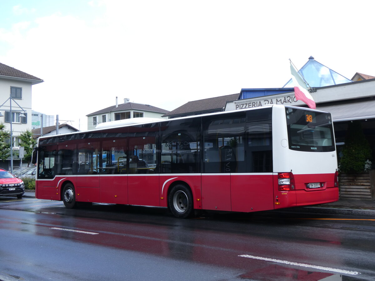 (275'752) - PostAuto Zentralschweiz - Nr. 530/OW 26'301/PID 12'338 - MAN (ex Dr. Richard, A-Wien Nr. 1418) am 23. Mai 2025 beim Bahnhof Sarnen