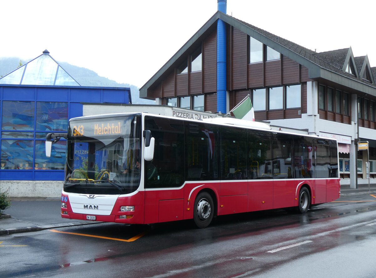 (275'754) - PostAuto Zentralschweiz - Nr. 530/OW 26'301/PID 12'338 - MAN (ex Dr. Richard, A-Wien Nr. 1418) am 23. Mai 2025 beim Bahnhof Sarnen 