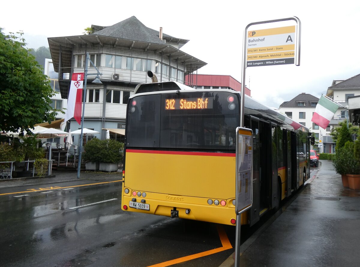 (275'760) - PostAuto Zentralschweiz - Nr. 504/NW 5019/PID 10'051 - Solaris (ex Nr. 54; ex Thepra, Stans Nr. 19) am 23. Mai 2025 beim Bahnhof Sarnen