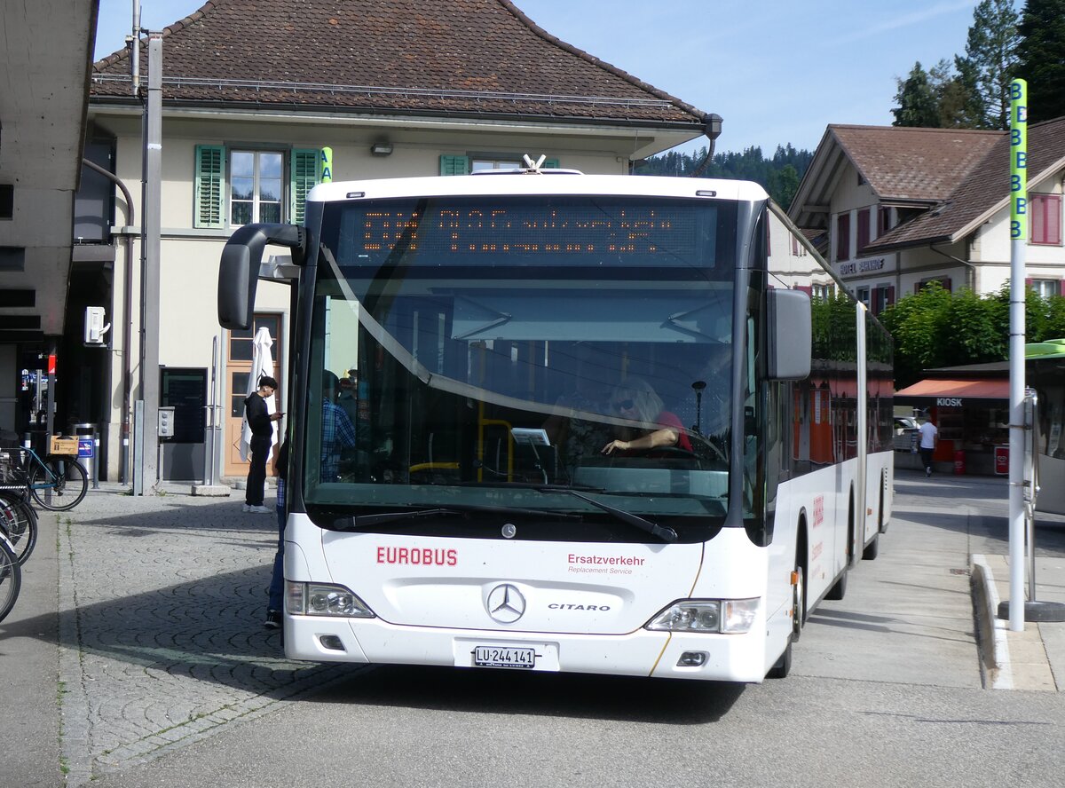 (276'163) - H�fliger, Sursee - Nr. 9/LU 244'141/PID 5395 - Mercedes am 1. Juni 2025 beim Bahnhof Langnau