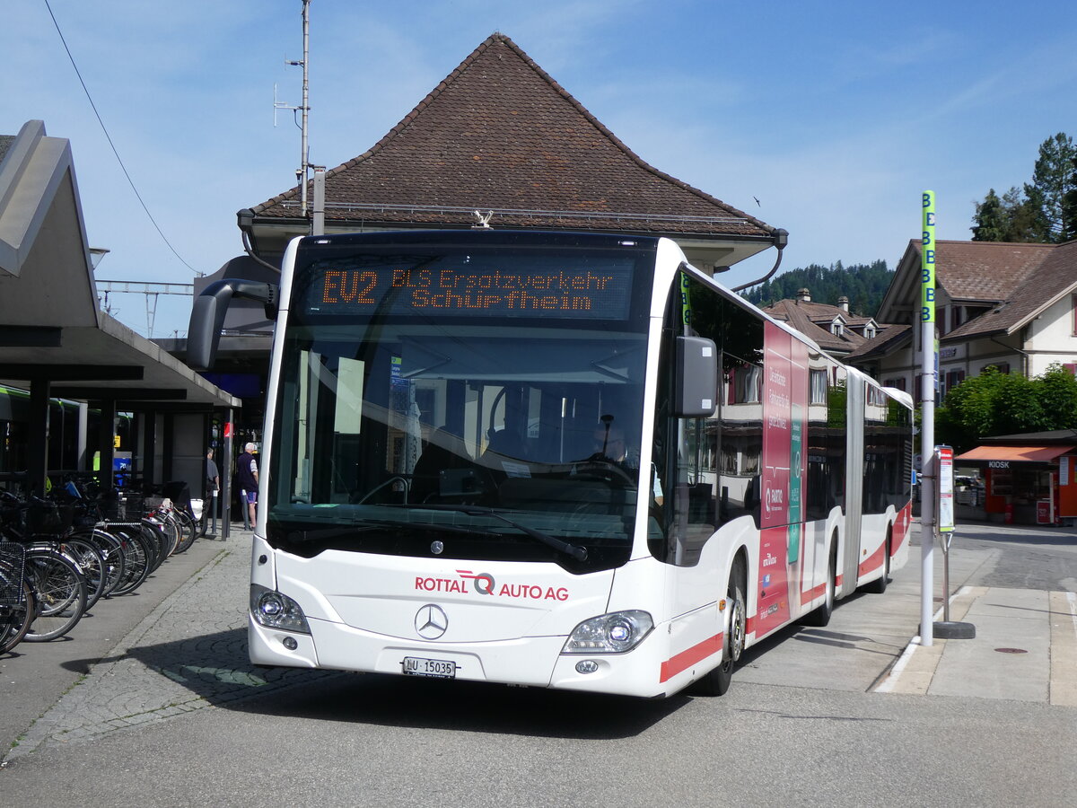 (276'177) - ARAG Ruswil - Nr. 49/LU 15'035 - Mercedes am 1. Juni 2025 beim Bahnhof Langnau
