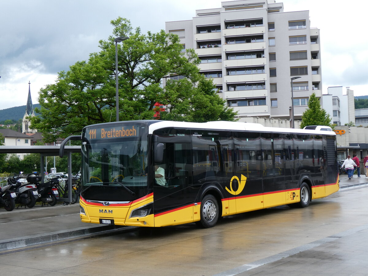 (276'239) - PostAuto Nordschweiz - BL 155'725/PID 12'059 - MAN am 3. Juni 2025 beim Bahnhof Laufen