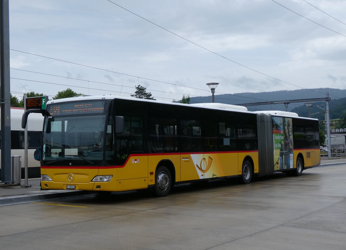 (276'251) - PostAuto Nordschweiz (vermietet an Stutz, Jonen) - Nr. 438/BL 196'032/PID 5346 - Mercedes am 3. Juni 2025 beim Bahnhof Laufen