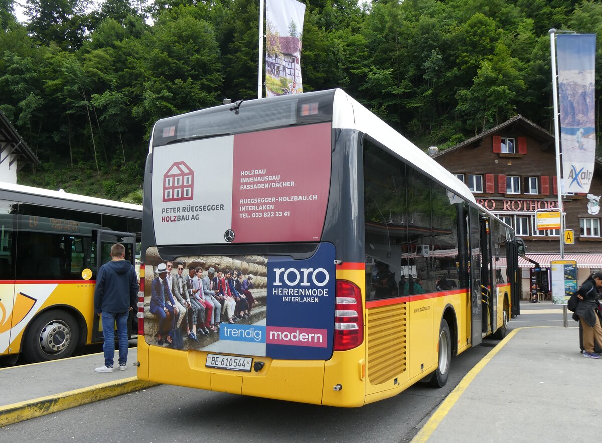(276'486) - PostAuto Bern - BE 610'544/PID 5417 - Mercedes (ex BE 538'988; ex BE 637'781) am 7. Juni 2025 beim Bahnhof Brienz