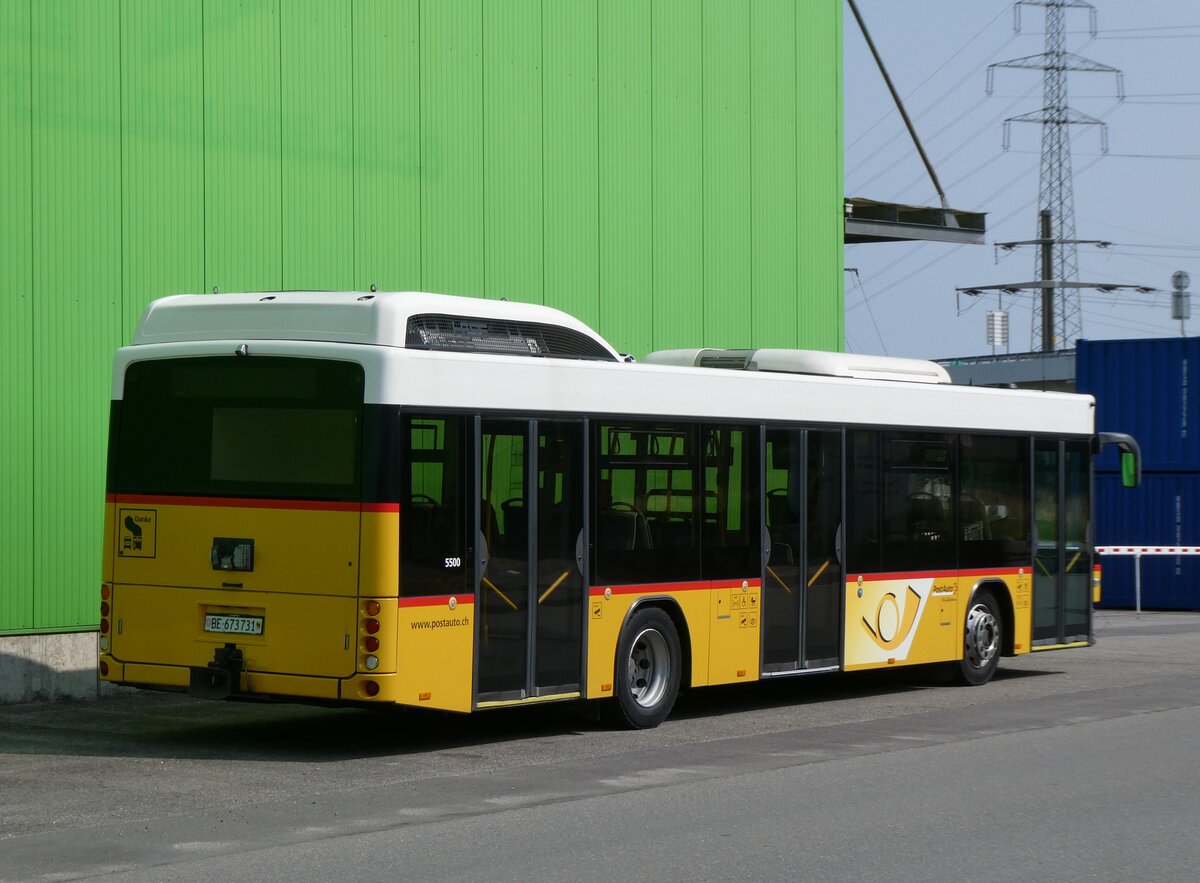 (276'509) - PostAuto Bern - Nr. 10/BE 673'731/PID 5500 - Hess (ex Klopfstein, Laupen Nr. 10) am 9. Juni 2025 in Kerzers, Interbus