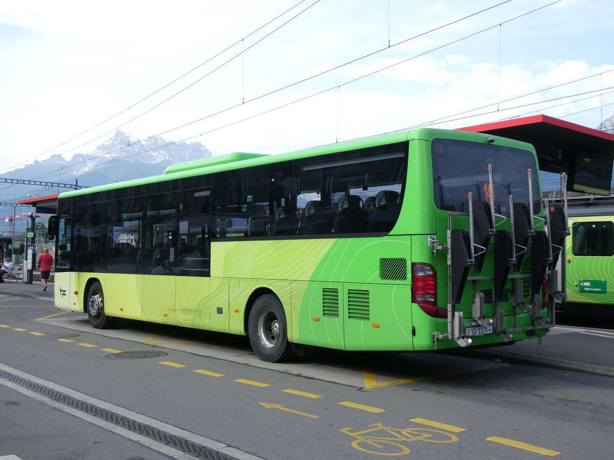 (276'599) - TPC Aigle - Nr. 25/VD 1379 - Setra (ex Vol�nbusz, H-Budapest) am 14. Juni 2025 beim Bahnhof Aigle