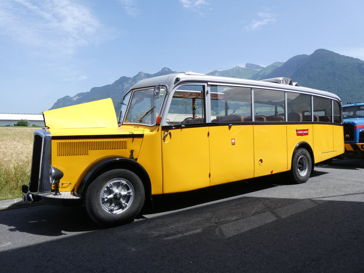 (276'693) - Riviera Carburant Lavage, St-L�gier - VD 1459 U - Saurer/Saurer (ex Nestl�; ex AVG Grindelwald; ex P 23'106; ex P 2160) am 14. Juni 2025 in Aigle, Kolly SA