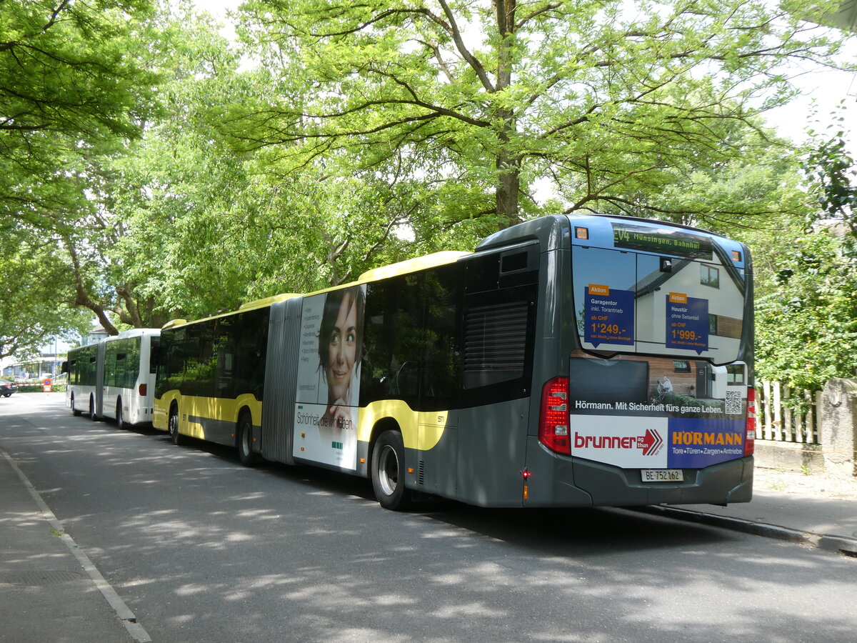 (276'777) - STI Thun - Nr. 162/BE 752'162 - Mercedes am 16. Juni 2025 beim Bahnhof Thun (Kante X)