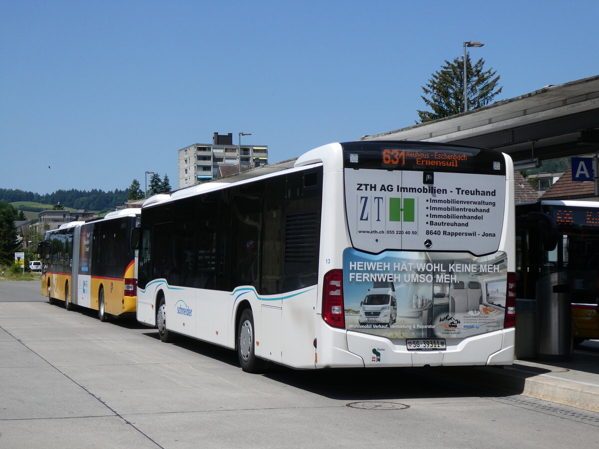 (276'821) - Schneider, Ermenswil - Nr. 13/SG 39'311 - Mercedes am 17. Juni 2025 beim Bahnhof Uznach