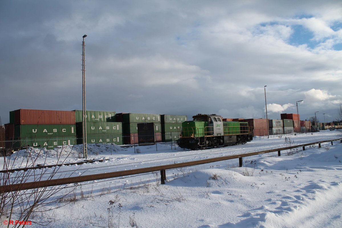 277 004-8 alias V1700.03 beim Umsetzen in Wiesau 14.01.17